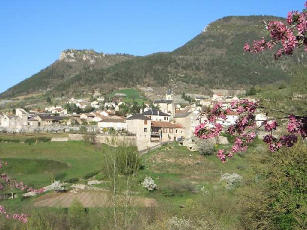 Les Fleurs De Marie Villa La Cresse Rom bilde